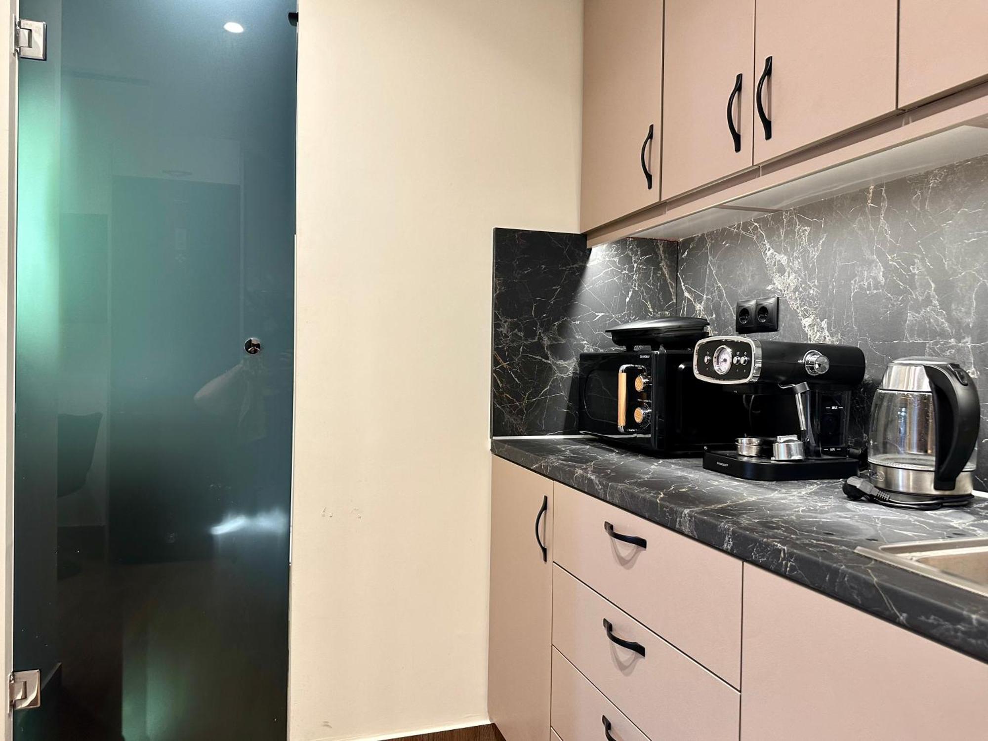 T&T Luxury Apartments - Rooftop Jacuzzi Athen Exterior foto